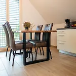 Apartment Apartma Urska *