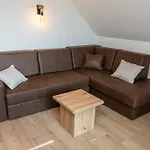 Apartma Urska *