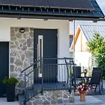 Apartma Urska Apartment *