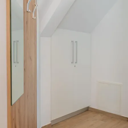 Apartment Apartma Urska