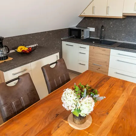 Apartment Apartma Urska