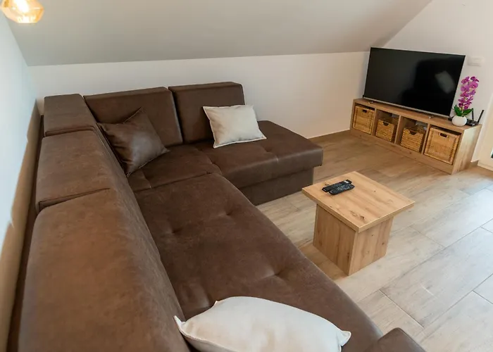 Apartman Apartma Urska *